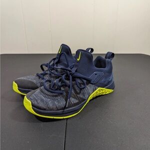 Nike Metcon Flyknit 3 Training Shoes AQ8022-407 Size 8